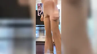 KaylenWard fiercely jerking off her fat pussy