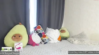 69chupachups adorable chicks masturbating cunt