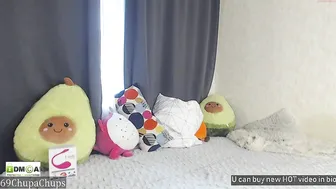 69chupachups adorable chicks masturbating cunt