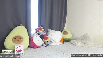 69chupachups adorable chicks masturbating cunt