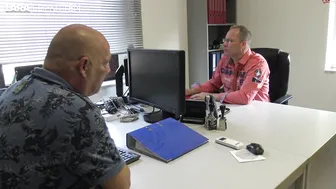 Lara CumKitten vicious girl relish fingers with herself