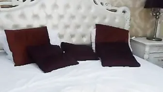 blakkittyxx a doll gently masturbates the cap