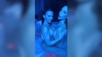 KaylenWard big breasted slut fucks shaved cunt