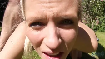 schnuggie91 courtesan takes off her tights, showing charms