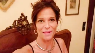 Syren De Mer and her soft pussy