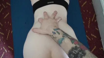 coffincouple wonderful women show their charms
