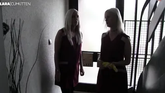 Lara CumKitten busty blonde masturbating with sex toys