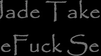 Jade Styles thick blonde body masturbates pussy