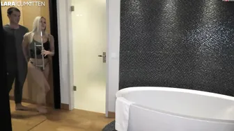 Lara CumKitten caresses the holes with his hand