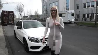 Lara CumKitten sexy chick masturbates shaved pussy