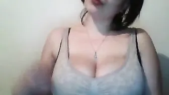 sexeva sweet chick masturbates with sex toys
