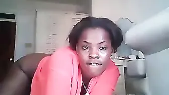 zuluqueen desired chick caresses juicy holes