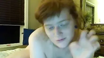 sexy_chebby great bitch wore a mask and fucks with a toy