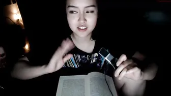 zilla_x Busty young lady