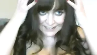 xroxycurvyx cute coquette strips in the kitchen, but does not show face