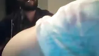 t0plessmaid sexy lady caresses pussy