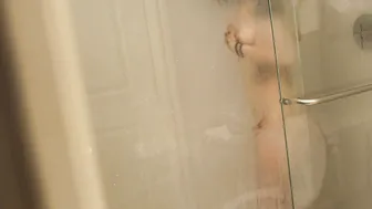 korpsekitten red-haired schoolgirl caresses shaved cunt