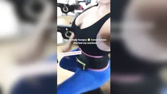 Sandra Latina chic orgasm