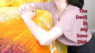 Mrs Mischief sexy lady masturbates ass anus