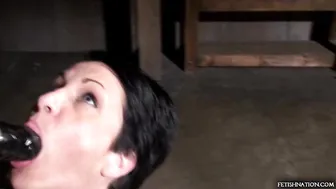 Mrs Mischief seductive pussy shoves balls in the anus