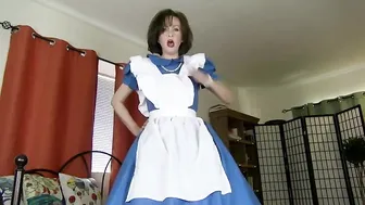 Mrs Mischief Slender beauty