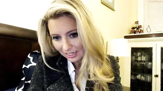 vanessavice19 beautiful blonde girl shows naked body