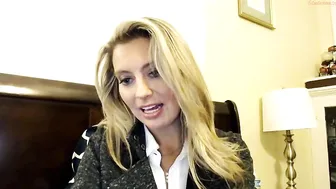 vanessavice19 beautiful blonde girl shows naked body