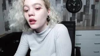 sweet_sin__ old woman fucks herself with two toys in both holes
