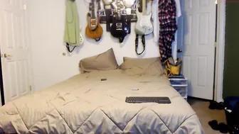 ripe_experience busty lady posing in fr