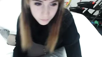 Lana_Rain luxurious slut gently pulls sisyandry