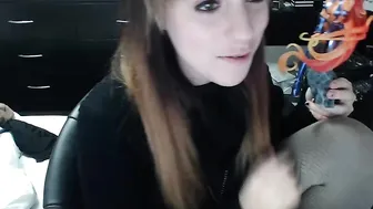 Lana_Rain adorable chick pulls vagina