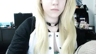 Lana_Rain pleasant babe touches sexual lips with fingers