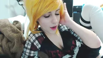 Lana_Rain busty woman chatting in chat