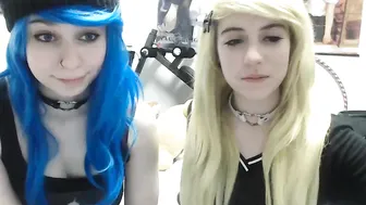 Lana_Rain Crazy lesbians