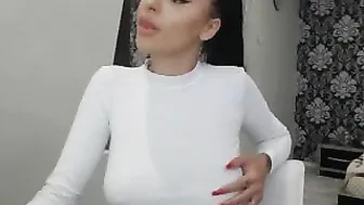nicolecrystal Busty babe caresses shaved holes