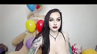 cubbixoxo Moscow slut pulls pussy