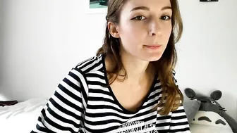 leela Hot confused cool sucking