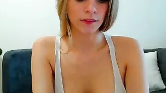 fresagirl Young bitch caresses shaved holes