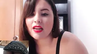alicia_odman jerking on a chair