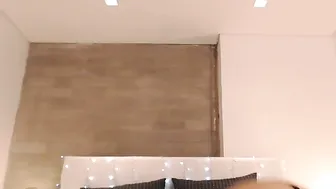 amyli Mature babe jerking off her pussy