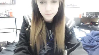 Lana_Rain pretty model fucks pussy