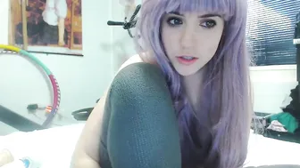 Lana_Rain shows five incredible orgasms