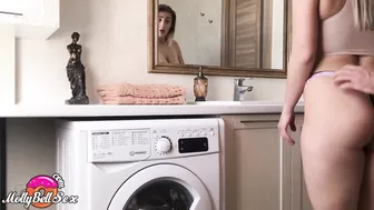 MollyBellx gripping nipple masturbates wet wrap