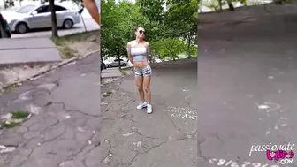 PassionateLollipop nude swell rubs the vagina