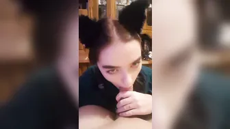 YourPersonalLoli crazy queen gently pulls the vagina
