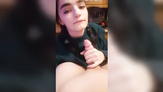 YourPersonalLoli crazy queen gently pulls the vagina