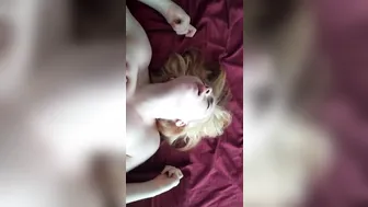 Sweetie_Fox dancing at the pole