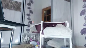 cosplay_gamer_ thick slut caresses tits