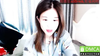 cn_yoyo blonde babe bares her tits