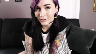 Natasha Grey Busty krala